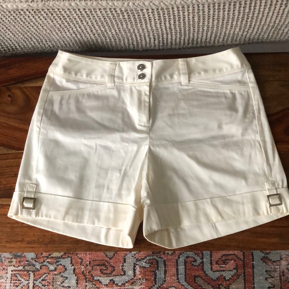 Nice material White shorts